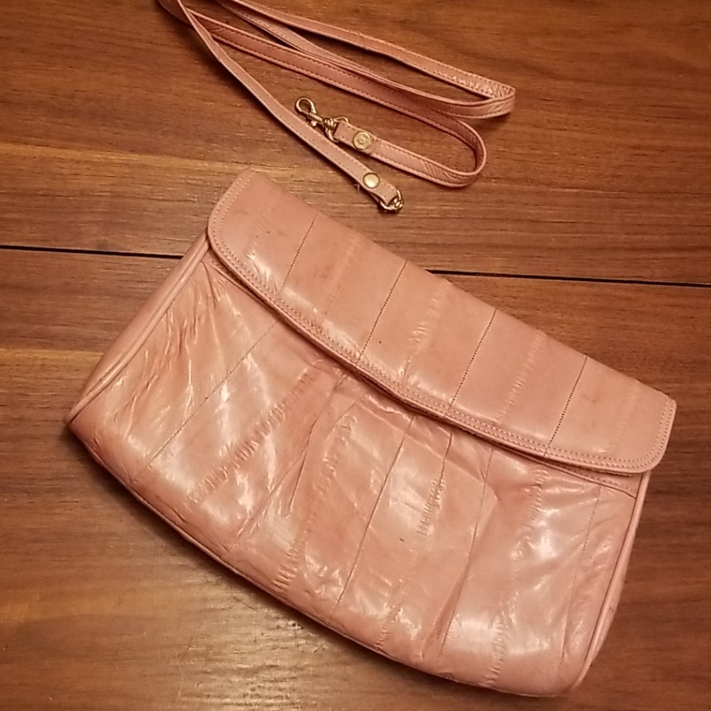 Vintage eelskin pink clutch/crossbody beauty!